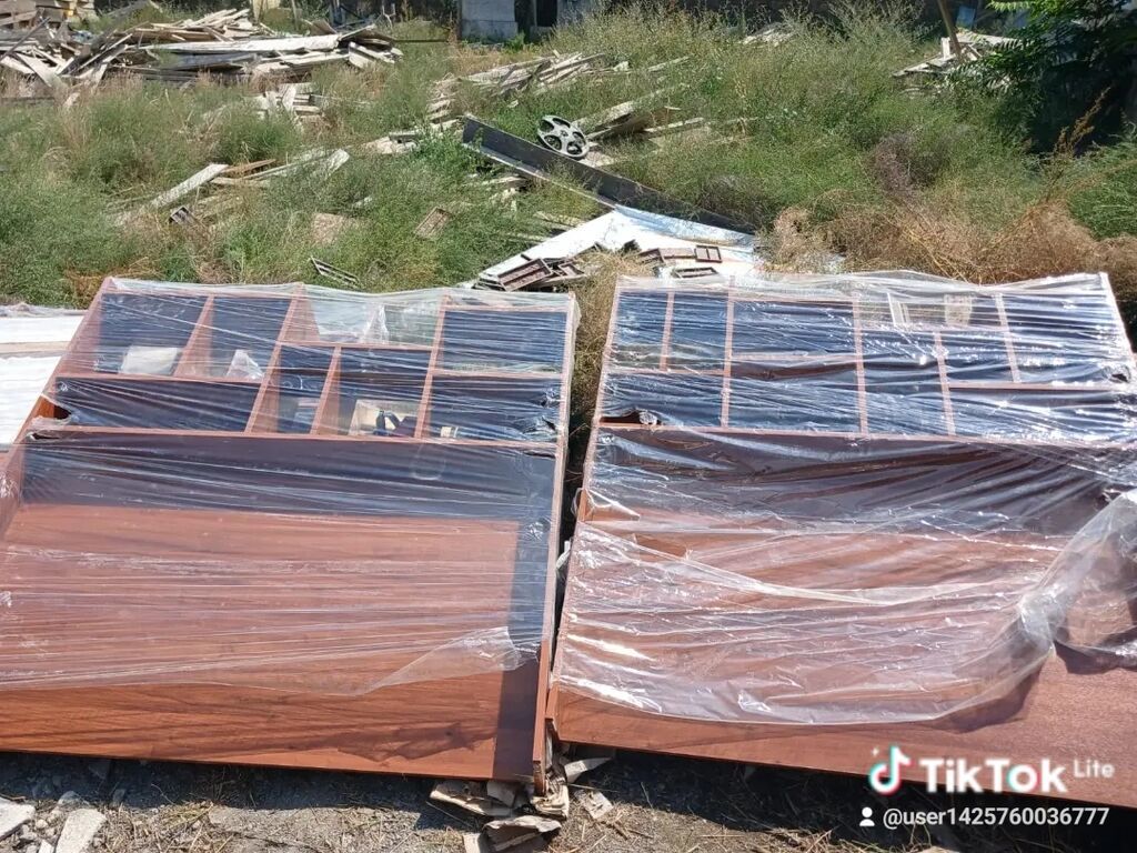 Taxta iç qapılar və dekorativ elementlər dəsti Məhsul təsviri — Pəncərələr, qapılar, balkonlar, Bakı (7)