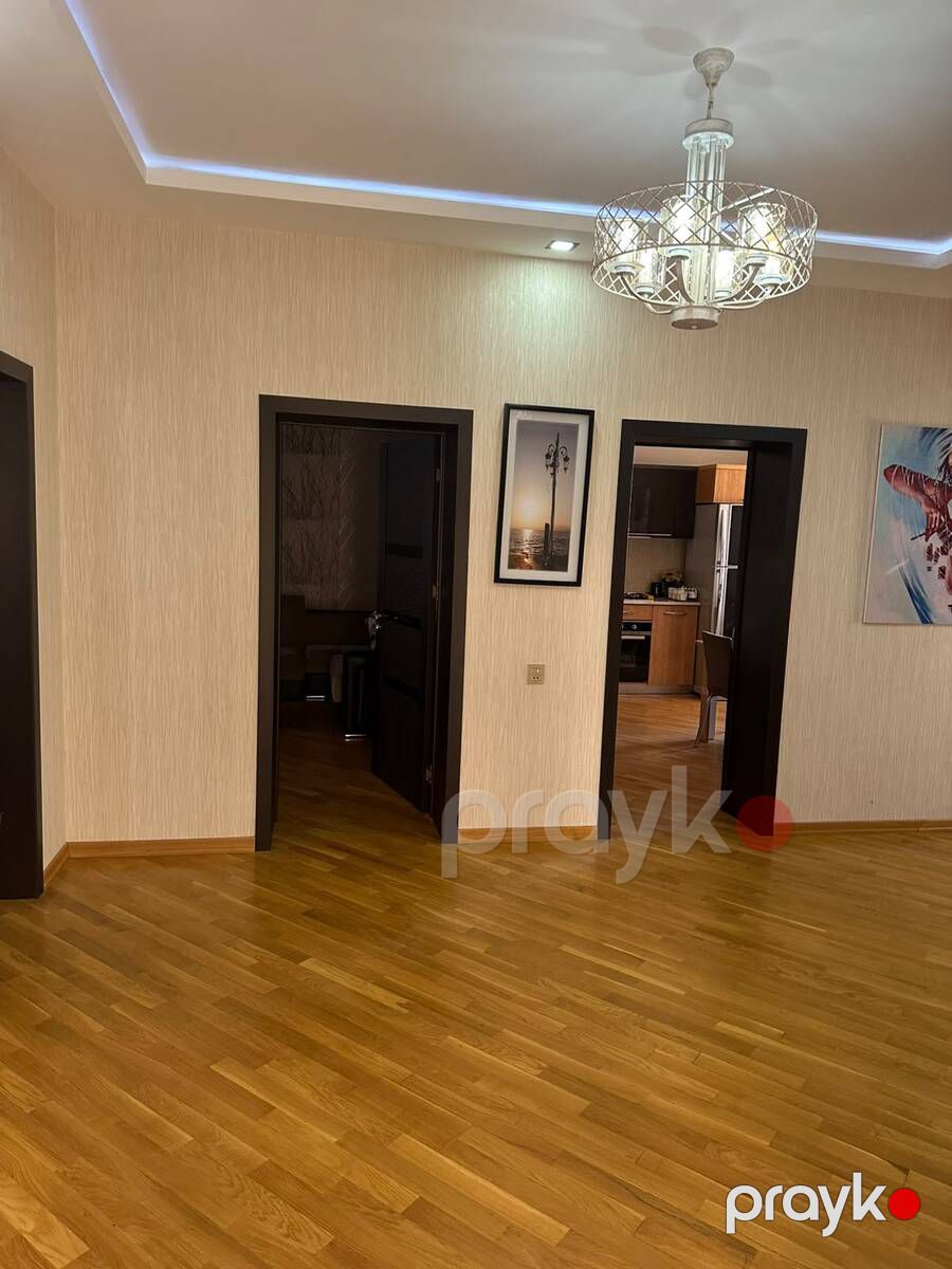 Satılır 6 otaqlı həyət evi/bağ evi 202 m² — Ev, villa, Bakı (11)