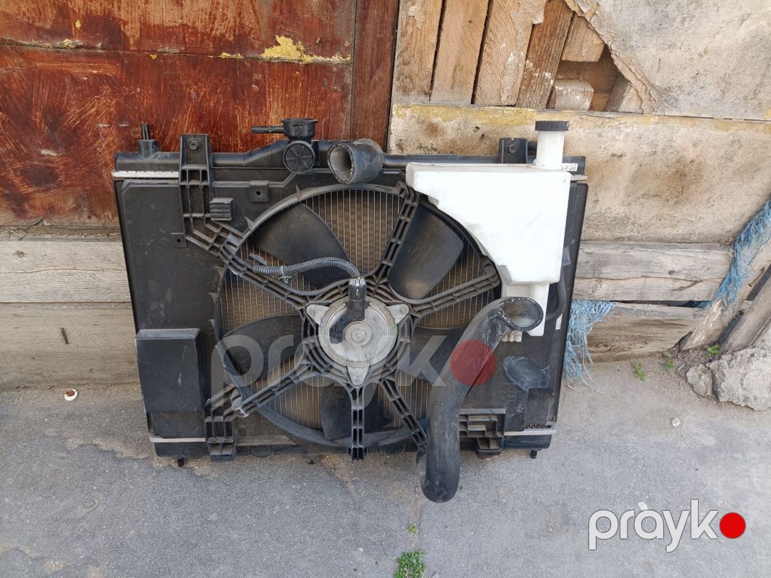 Nissan Tiida su və kondisioner radiatorları — Ehtiyat hissələri və aksesuarlar, Sumqayıt (4)