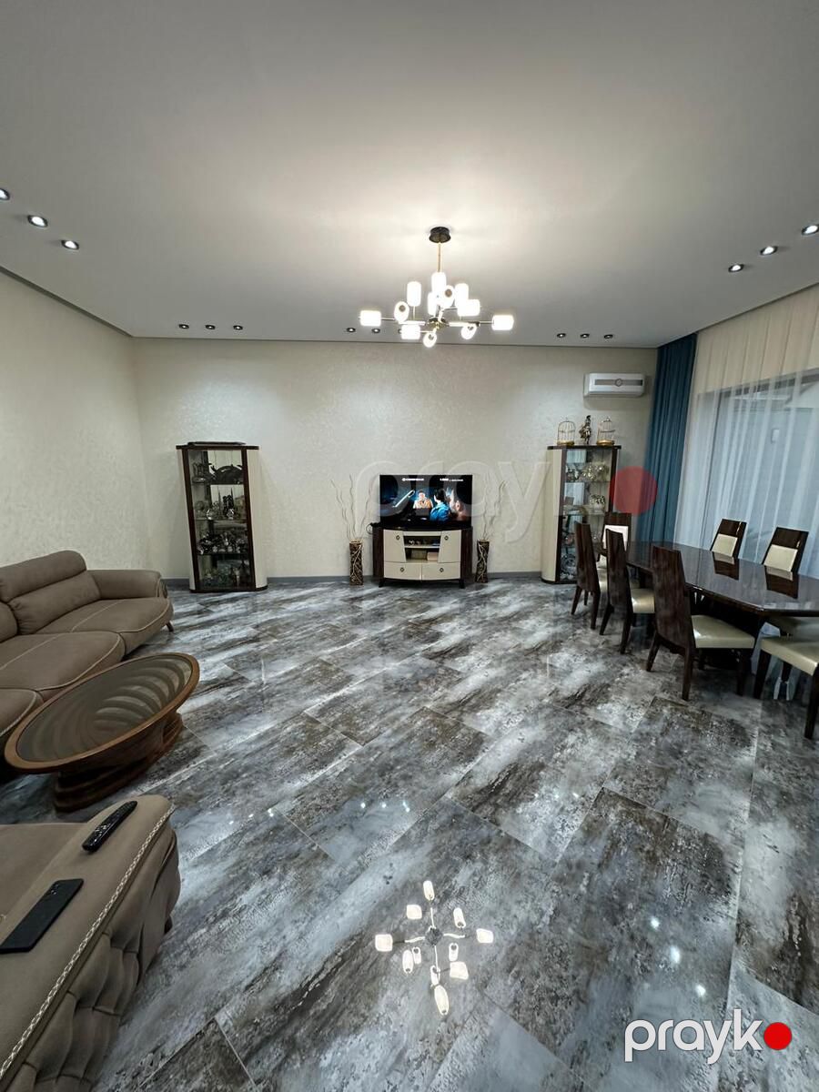 Satılır 4 otaqlı həyət evi/bağ evi 220 m² — Ev, villa, Bakı (7)