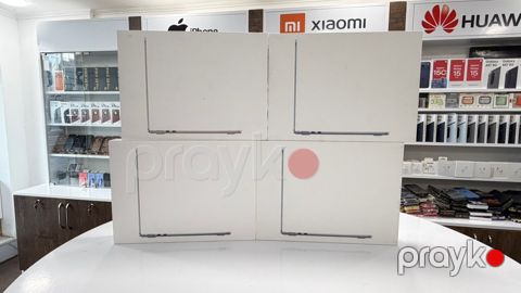 Apple Macbook Air 15 inc M5 16/1TB — Bakı