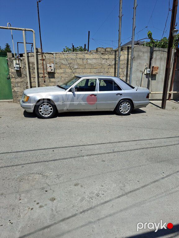 Mercedes 220 E, 2.2 L, 1993 il, 426 000 km — Avtomobillər, Bakı (5)