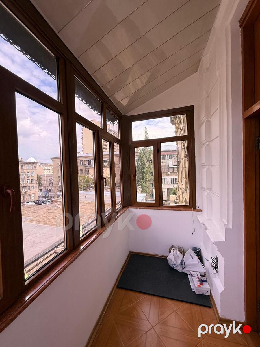 İcarəyə verilir 3 otaqlı köhnə tikili 100 m² — Mənzil, Bakı (11)
