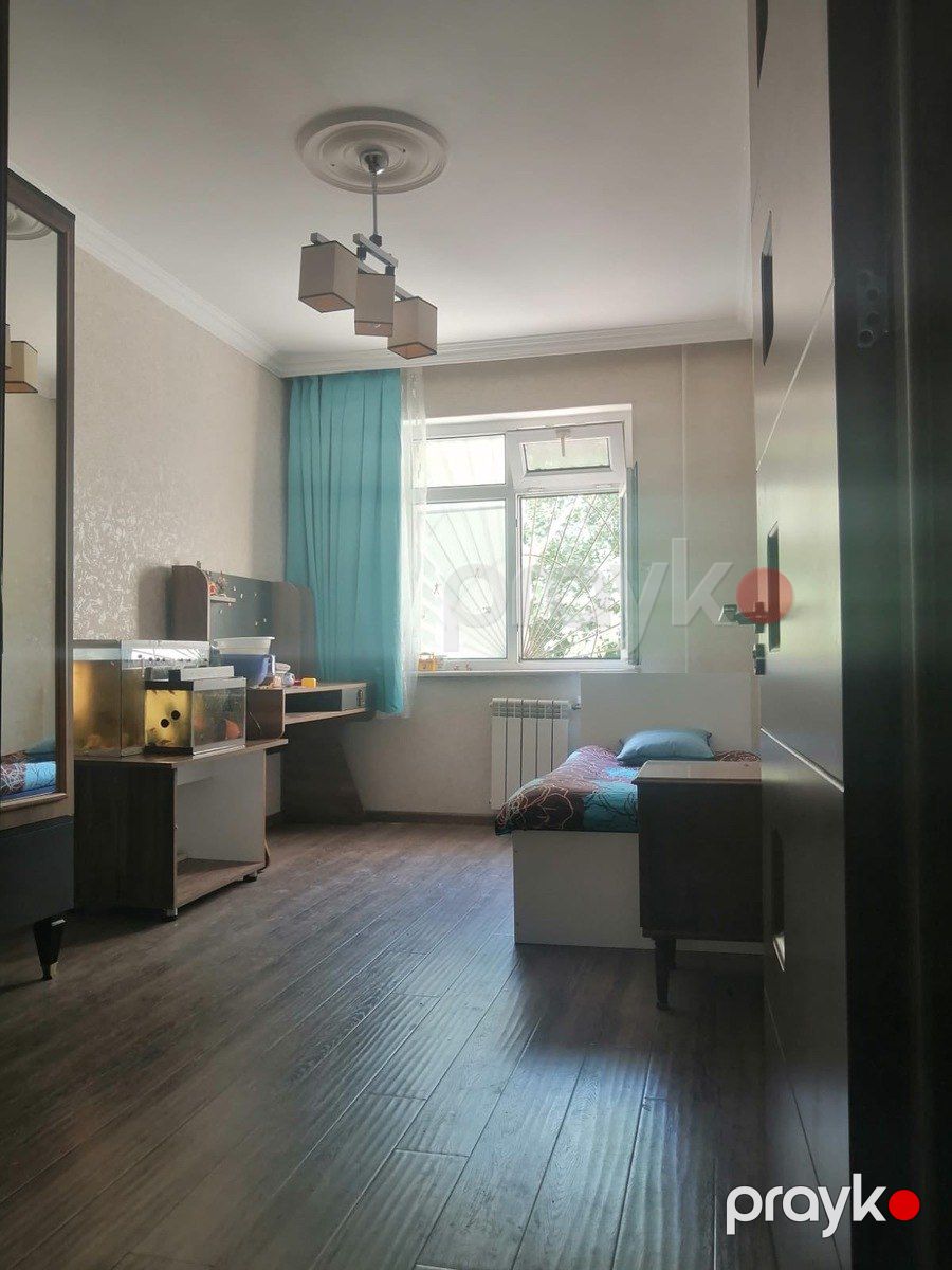 Satılır 4 otaqlı köhnə tikili 90 m² — Mənzil, Bakı (10)