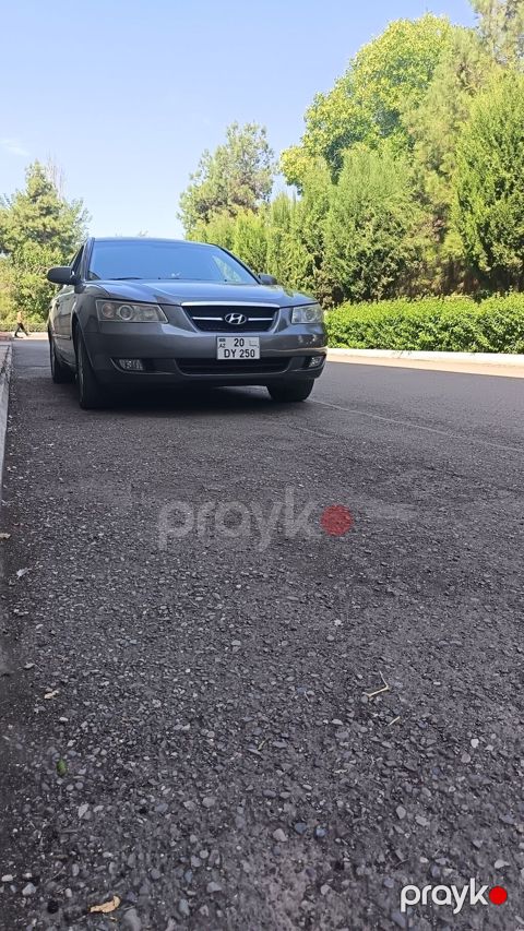 Hyundai Sonata: 3.3 l 2005 il Sedan — Bərdə