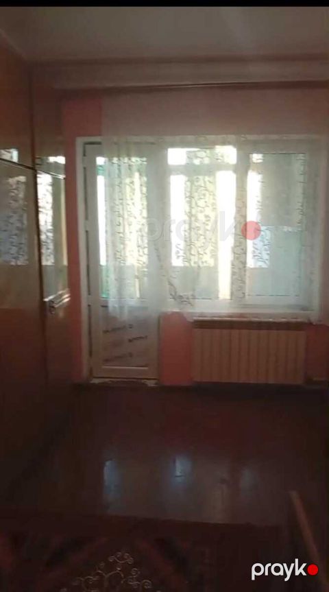 İcarəyə verilir 2 otaqlı köhnə tikili 70 m² — Bakı