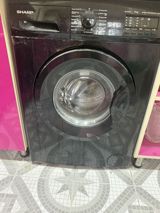Sharp önyükləməli paltaryuyan maşın Tək problemi qapağı boşalıb — Washing machines