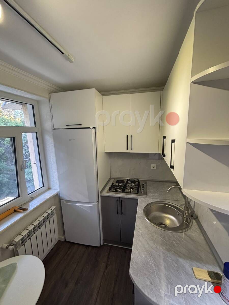 İcarəyə verilir 1 otaqlı köhnə tikili 45 m² — Mənzil, Bakı (2)