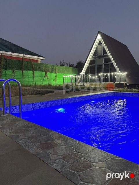 Villa, Vəndam qəs — Qəbələ