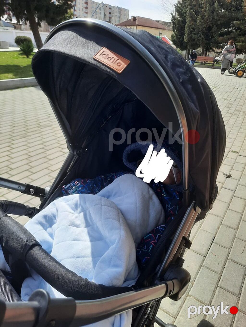 Uşaq arabası – Kidilo brendi, qara rəng. Xüsusiyyətlər: - Kompakt — Arabalalar, Bakı (3)