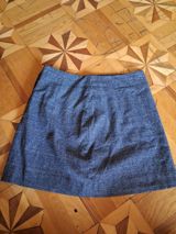 Qadın üçün qısa ətək - Model: Klassik düz kəsim, mini uzunluq — Şərqiyyə Ələsgərova