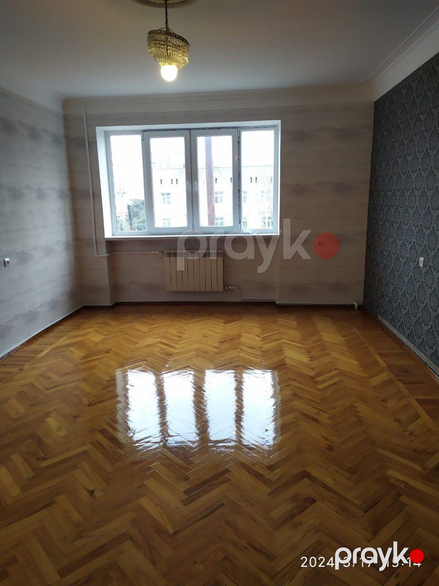 Satılır 3 otaqlı köhnə tikili 75 m² — Mənzil, Bakı (2)