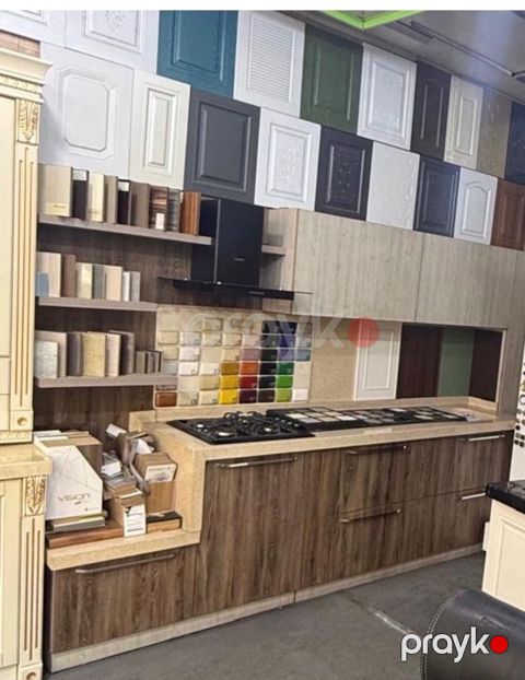 Sifarişlə mətbəx dəsti, Özü çəkən petlələr, Teksturalı laminat — Bakı