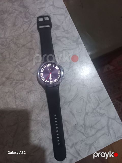 Samsung Galaxy Watch (dairəvi korpus, qara silikon qayış) - Dairəvi — Bakı