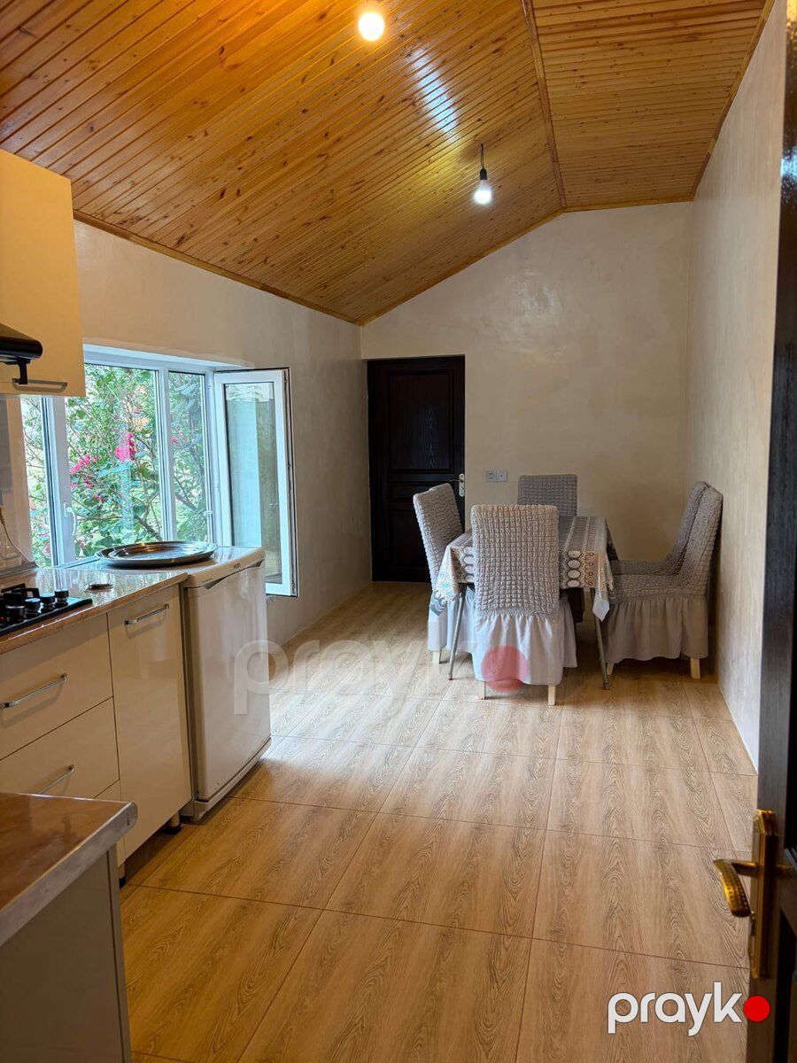 Həyət evi kirayə verilir, Quba r — Ev, villa, Quba (9)