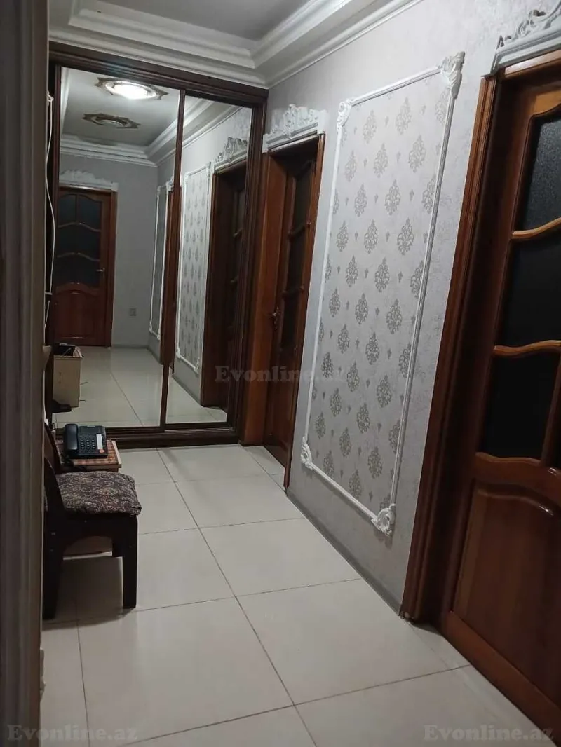 Satılır 4 otaqlı Mənzil Köhnə tikili 100 m² Bakı, Suraxanı r., Qaraçuxur — Mənzil, Bakı (7)