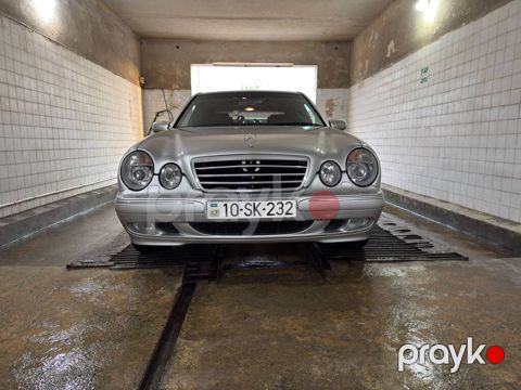 Mercedes E 240, 2.4 L, 1998 il, 336 000 km — Sabirabad