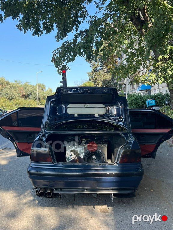 BMW 318, 1.8 L, 1992 il, 444 607 km — Avtomobillər, Bakı (7)