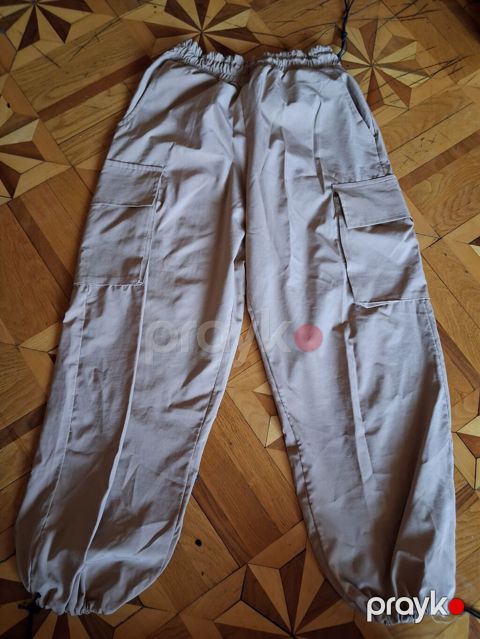 Bej rəngli cargo şalvar - Model: cargo/jogger üslubu - Rəng: açıq bej — Bakı