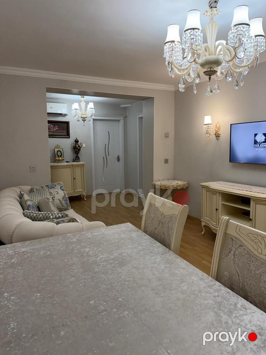 Satılır 5 otaqlı köhnə tikili 125 m² — Mənzil, Bakı (2)