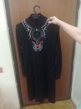 Qara rəngli trikotaj don - Model: uzunqol, dizə yaxın uzunluq - Yaxa — Учебники
