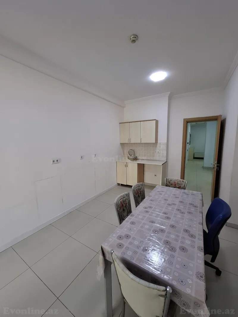 Kirayə verilir Ofis 300 m² Bakı, Nəsimi r., 20 Yanvar m — Ofis, Bakı (7)