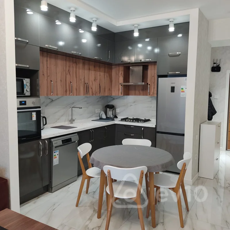 2 otaqlı mənzil, 70 m², Əbdülvahab Salamzadə küçəsi — kirayə — Mənzil, Bakı (2)
