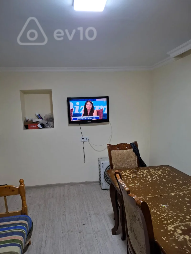 1 otaqlı həyət evi, 35 m², Nizami m.st, İ,ismçayilov küçesi 32 — Bakı