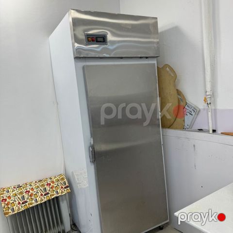 *Seva Xirdalan* Restoran, şirniyyat sexləri üçün dondurucu satilir — Bakı