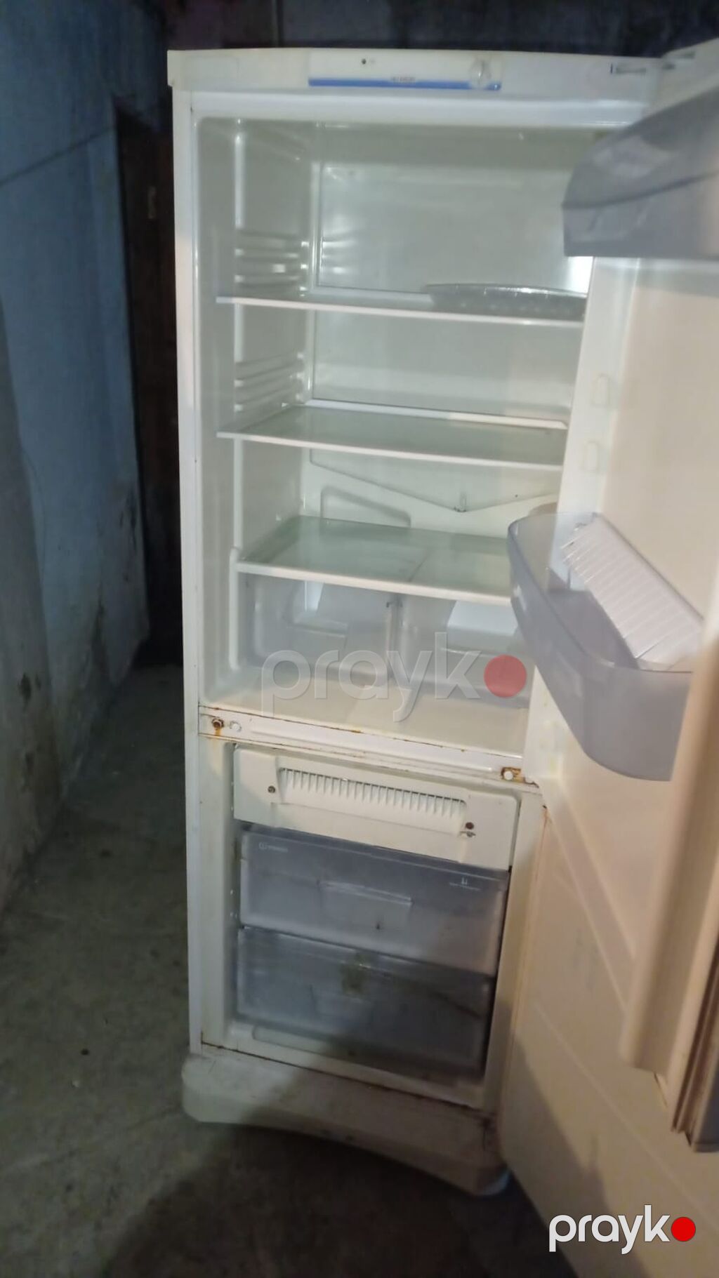 Məhsul: Indesit iki kameralı soyuducu Xüsusiyyətlər:təcili satılır — Soyuducular, Bakı (4)