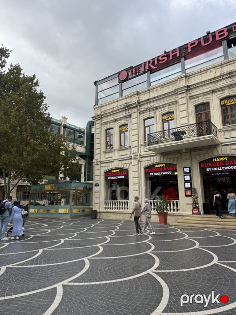 Satılır 2 otaqlı köhnə tikili 40 m² — Bakı