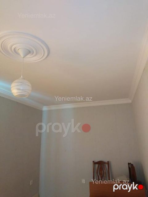 Satılır 2 otaqlı Bina evi menzil (Köhnə tikili), 46 m², 1-ci mikrorayon — Sumqayıt
