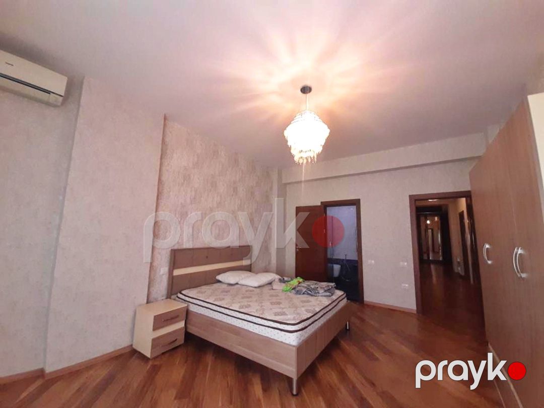 Satılır 4 otaqlı yeni tikili 185 m² — Mənzil, Bakı (8)