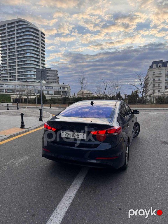 Hyundai Avante, 1.6 L, 2016 il, 231 000 km — Avtomobillər, Bakı (7)
