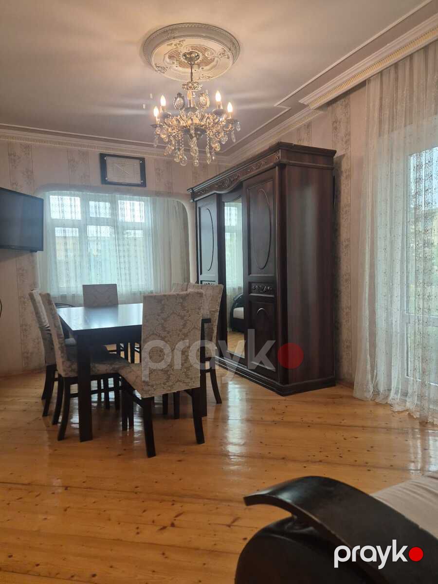Satılır 4 otaqlı köhnə tikili 101 m² — Mənzil, Bakı (7)