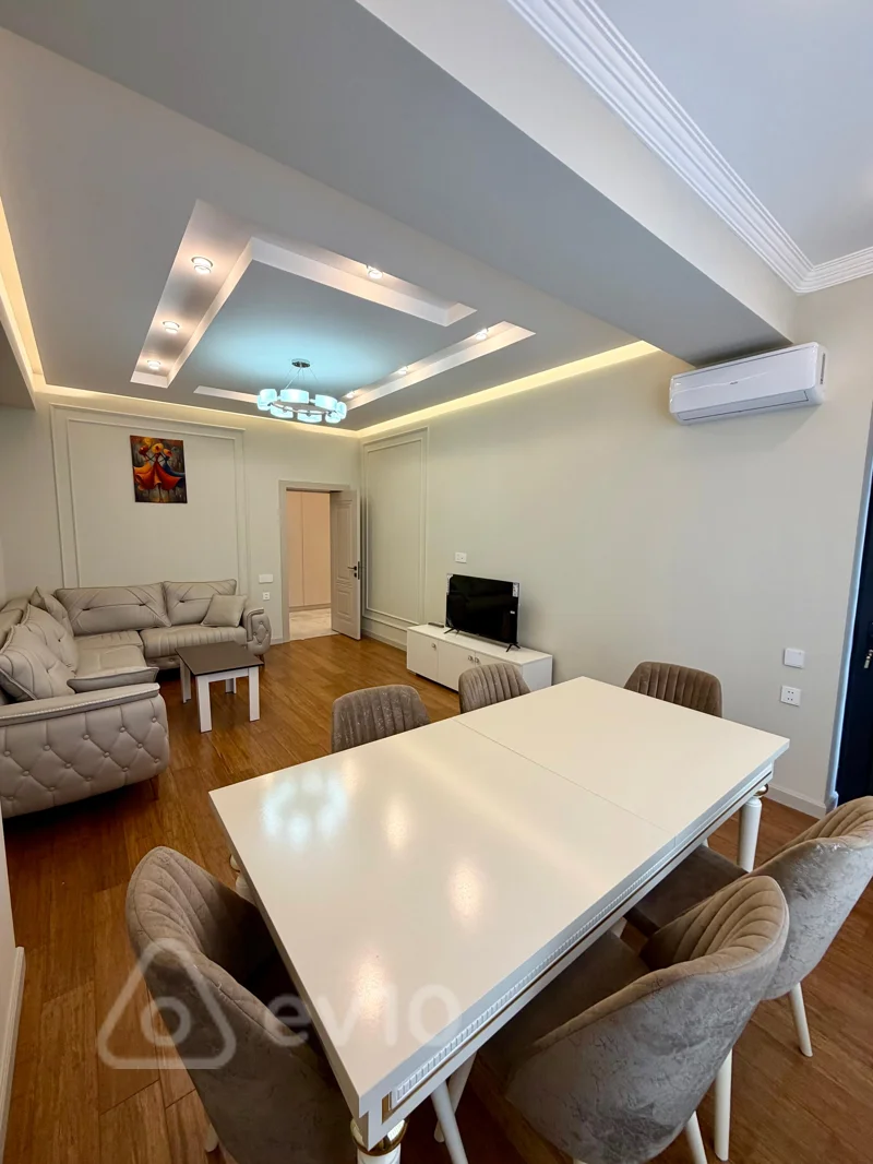 2 otaqlı mənzil, 90 m², Kövkəb Səfərəliyeva küç — kirayə — Bakı