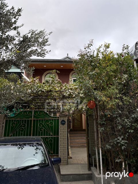 Həyət evi, Qaraçuxur qəs — Bakı
