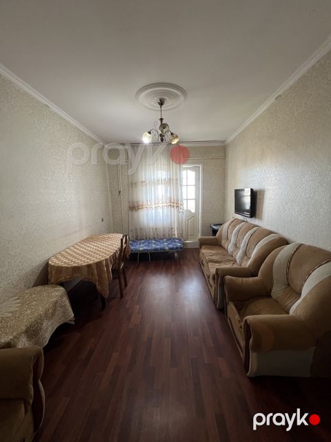 İcarəyə verilir 2 otaqlı köhnə tikili 65 m² — Bakı