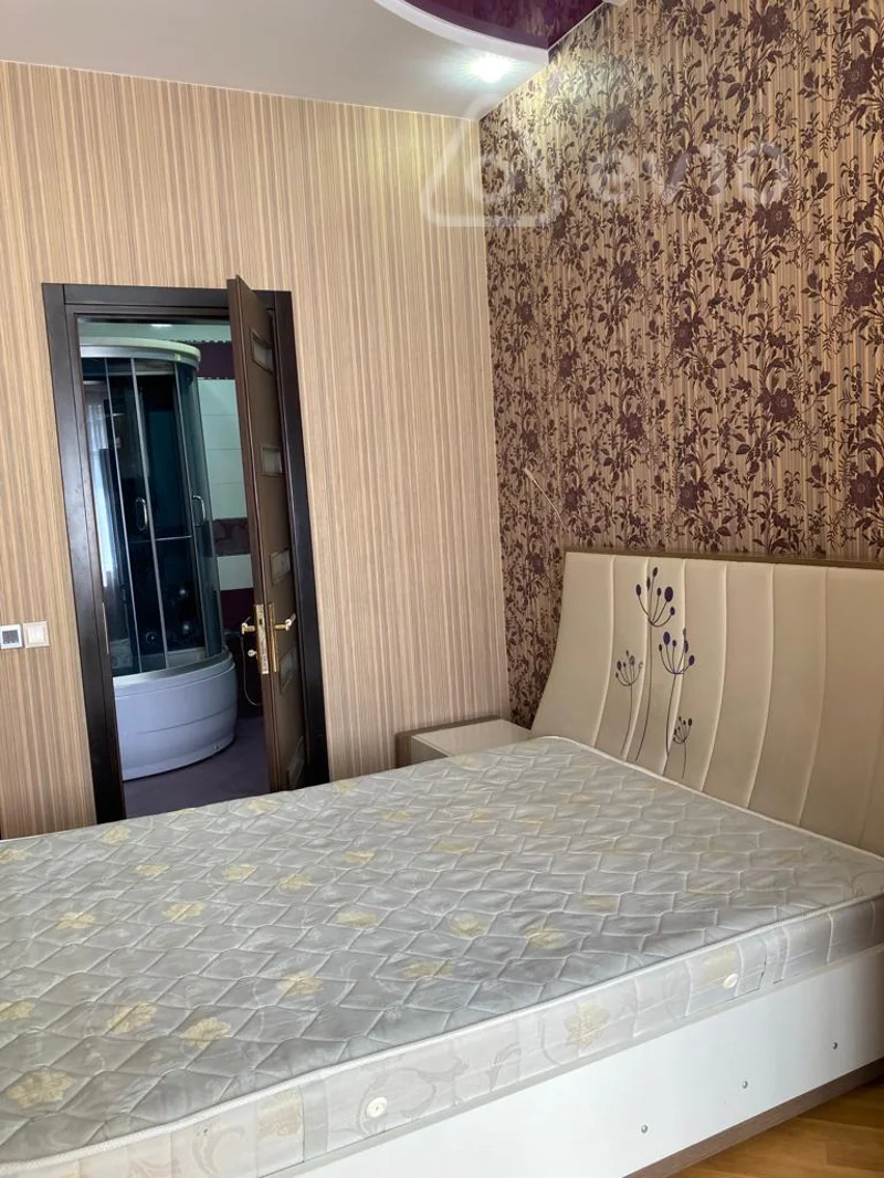 4 otaqlı mənzil, 150 m², Eliyar Eliyev — kirayə — Mənzil, Bakı (11)