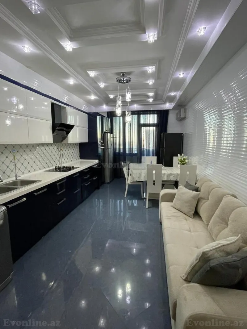 Satılır 3 otaqlı Mənzil Yeni tikili 170 m² Bakı, Nəsimi r., 8 Noyabr m — Bakı