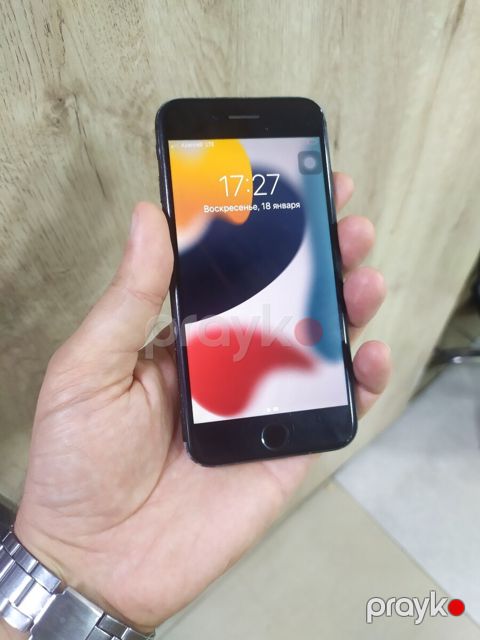 Apple iPhone 7 Black 128GB — Bakı