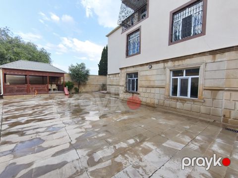 Satılır 7 otaqlı həyət evi/bağ evi 300 m² — Bakı