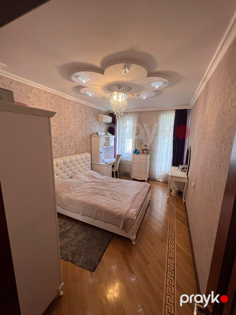 Satılır 4 otaqlı yeni tikili 200 m² — Mənzil, Bakı (12)