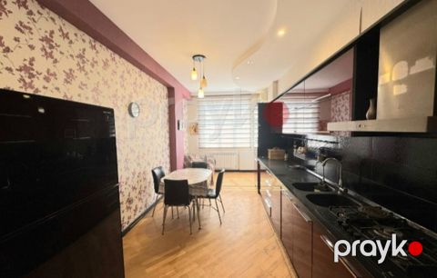 Satılır 3 otaqlı yeni tikili 130 m²