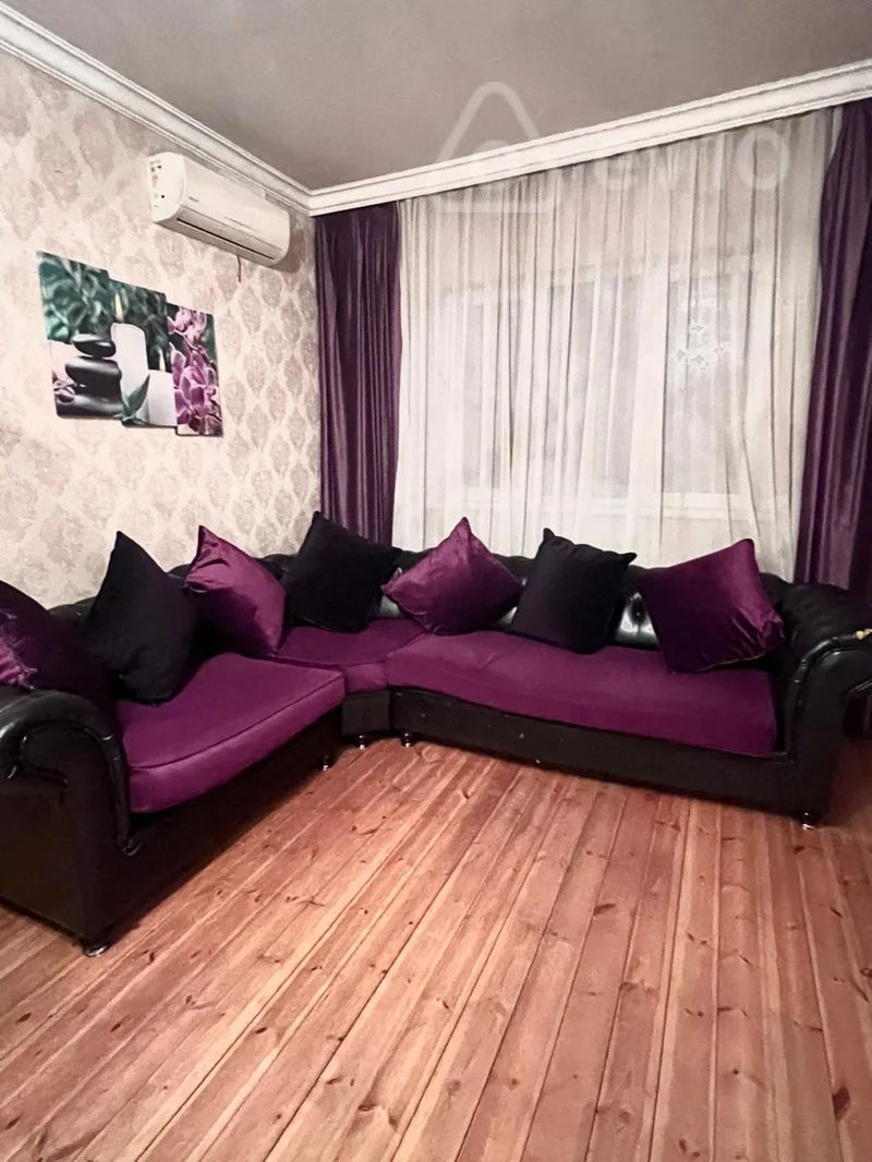 3 otaqlı həyət evi, 70 m², 8 Noyabr metrosu — kirayə — Bakı