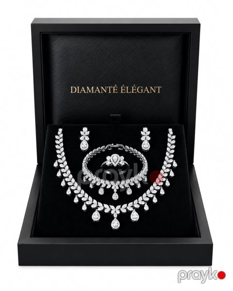 Diamant lGant Premium Zirkon Daşlı Lüks Zinət Dəsti Boyunbağı, Sırğa, Qolbaq və Üzük Seti Parlaq Premium Hədiyyə Qutusu ilə Xanımlar üçün Eksklüziv Elegant Takı Kolleksiyası — Bakı