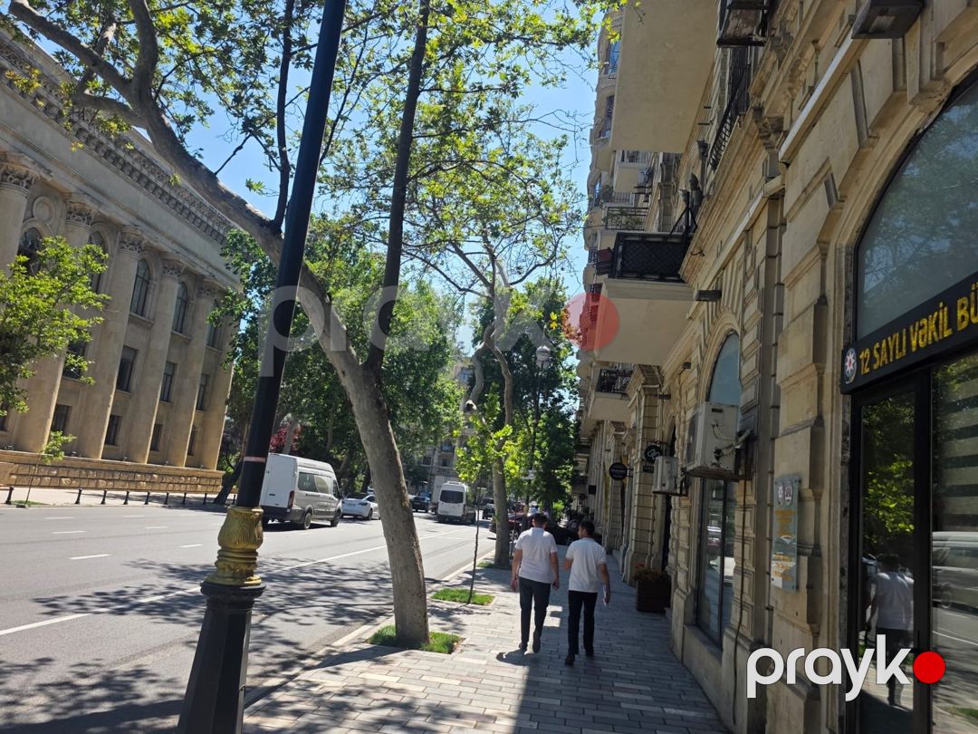 Satılır 2 otaqlı köhnə tikili 55 m² — Mənzil, Bakı (9)