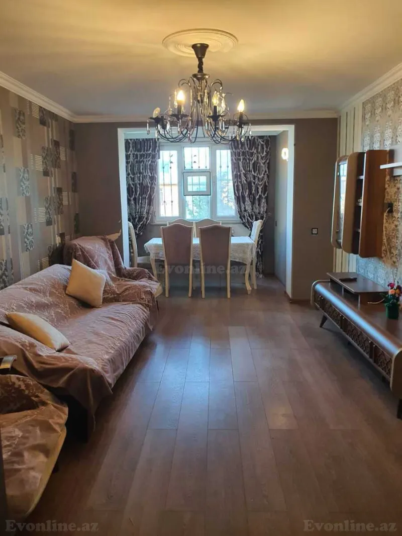 Satılır 3 otaqlı Mənzil Köhnə tikili 80 m² Bakı, Nərimanov r — Bakı