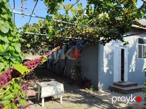 Həyət evi, Biləsuvar r — Biləsuvar