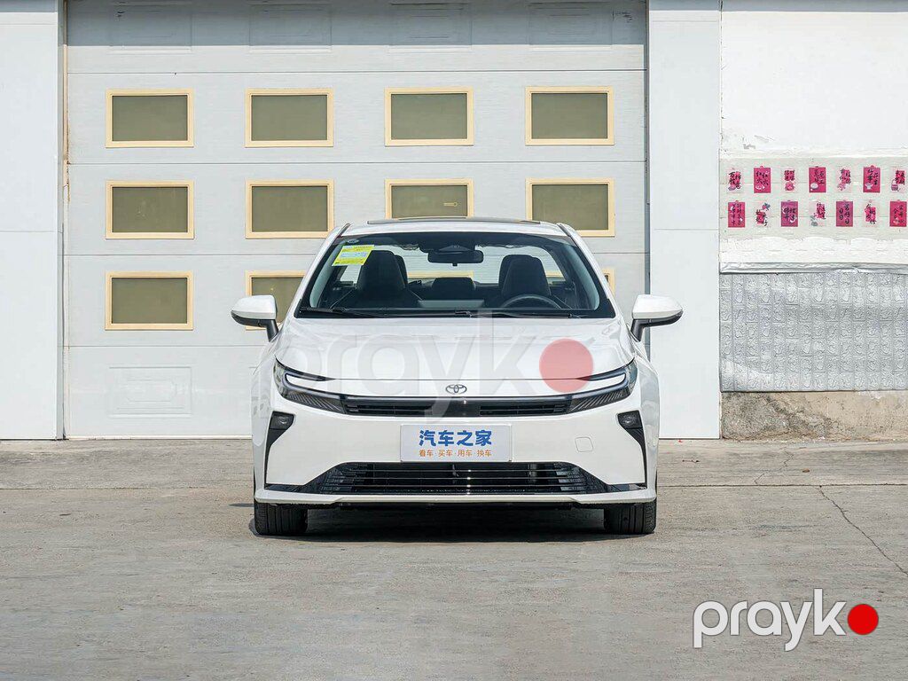 Toyota Corolla, 1.8 L, 0.75 kWh, 2026 il, yeni — Avtomobillər (4)